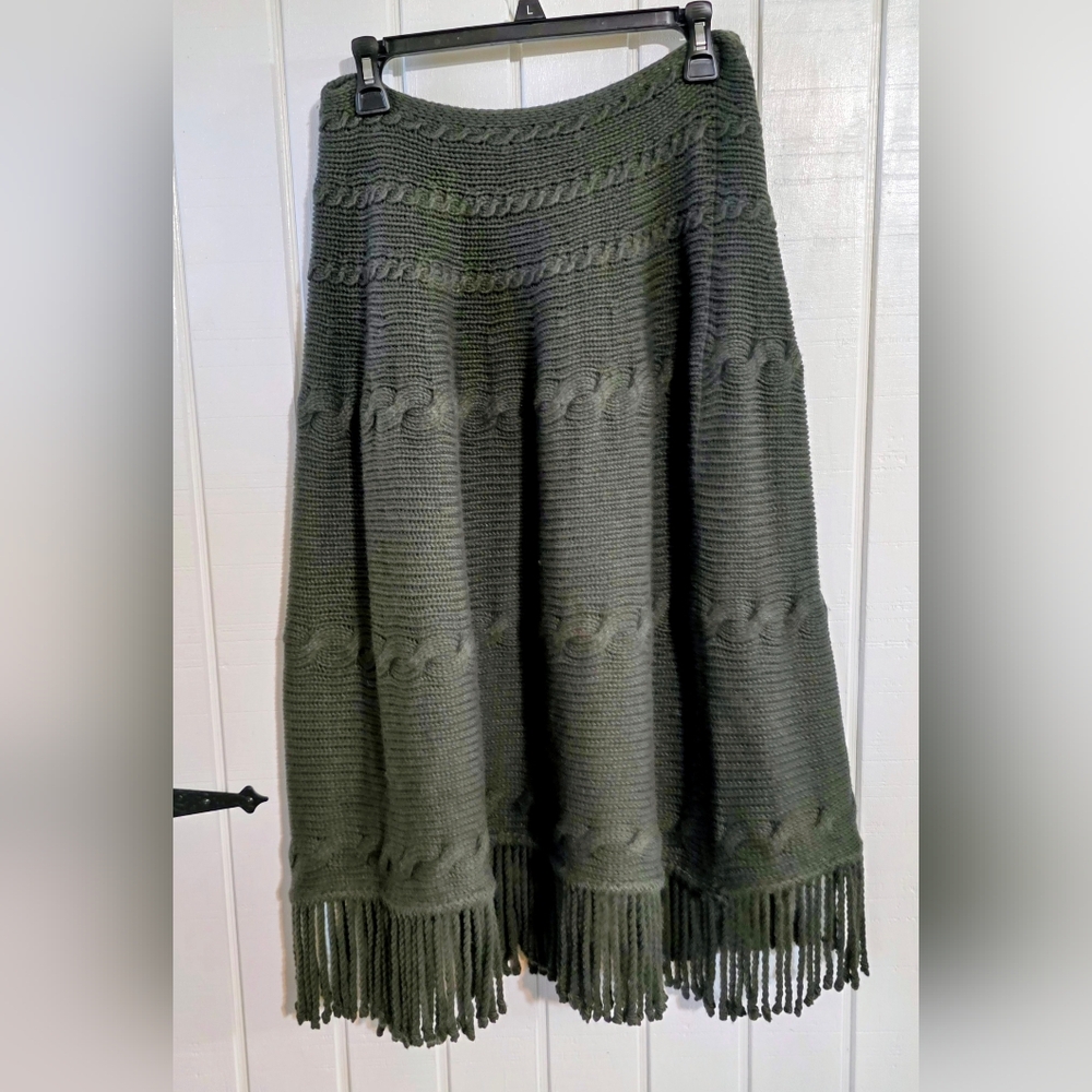 Cottage Core Land's End Cable Knit Green Poncho with Fringe XL